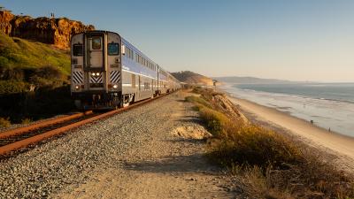 To safely manage an increase in travelers during Thanksgiving, the Amtrak Pacific Surfliner is offering an additional round-trip.